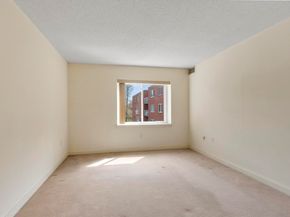 321 Place Ln 321, Woburn MA 01801