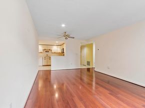 321 Place Ln 321, Woburn MA 01801