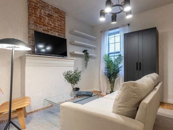 7 Primus Avenue 76, Boston MA 02114