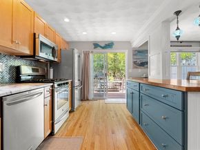 10 Riverview Way A, Gloucester MA 01930