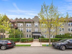 1738 Commonwealth Ave 4, Boston MA 02135