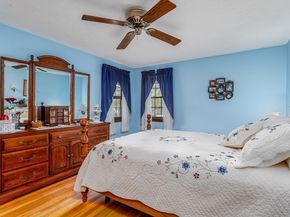 33 Monroe St, Shrewsbury MA 01545