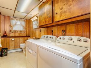 33 Monroe St, Shrewsbury MA 01545