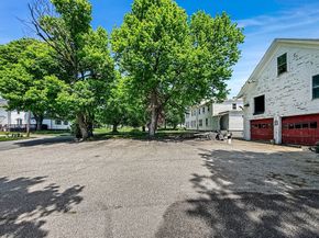 1003 Main St, Leicester MA 01524