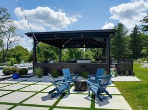 556 Middle Road, Boxborough MA 01719