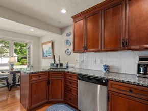 3 Flint Pond Dr 3, Grafton MA 01536