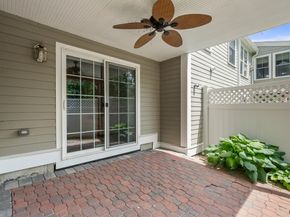 3 Flint Pond Dr 3, Grafton MA 01536