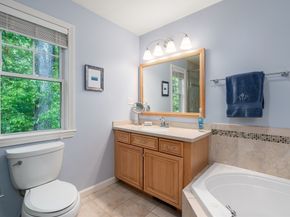 3 Flint Pond Dr 3, Grafton MA 01536