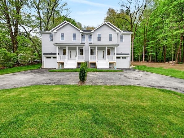 72 Westboro Rd, Grafton MA 01536