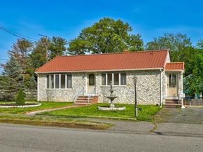 2 Herrick Road, Peabody MA 01960