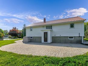 2 Herrick Road, Peabody MA 01960