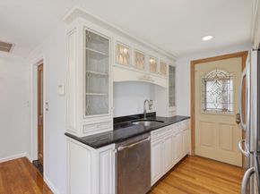 2 Herrick Road, Peabody MA 01960