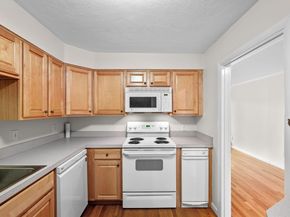 245 Lafayette Street 1H, Salem MA 01970