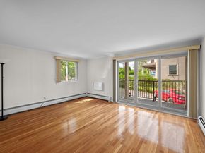 245 Lafayette Street 1H, Salem MA 01970