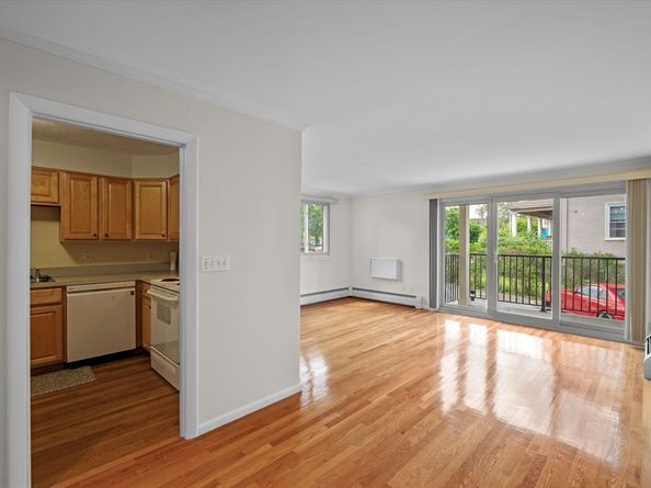 245 Lafayette Street 1H, Salem MA 01970