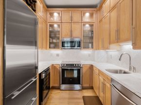 395 Marlborough St 3, Boston MA 02115