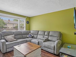 20 Douglas Dr 20, East Bridgewater MA 02333