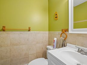 20 Douglas Dr 20, East Bridgewater MA 02333