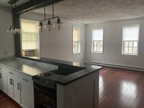 30-32 Water St 5, Newburyport MA 01950