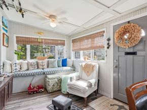 27 Billows St, Winthrop MA 02152