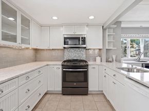 27 Billows St, Winthrop MA 02152