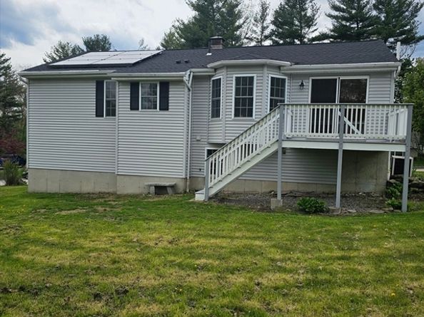 14 Pinewood Lane, Worcester MA 01609