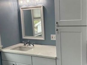 19 Brinsley St, Quincy MA 02169