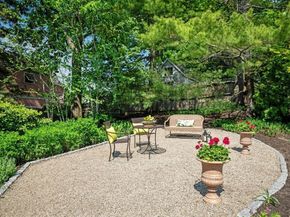 27 Waldron Street, Marblehead MA 01945
