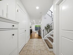 153 Greenbrook Dr 153, Stoughton MA 02072