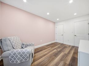 153 Greenbrook Dr 153, Stoughton MA 02072