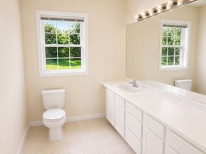 37 Augusta Way 37, Chelmsford MA 01863