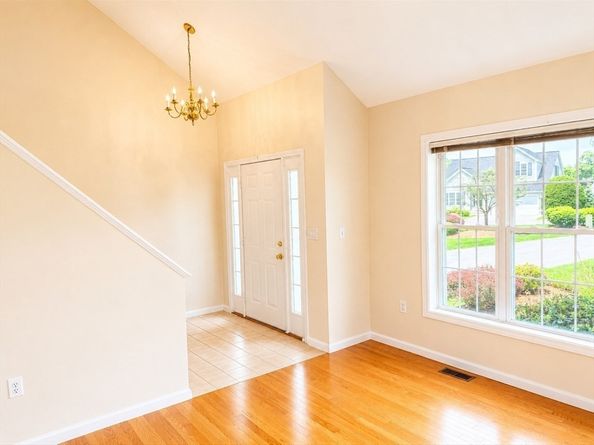 37 Augusta Way 37, Chelmsford MA 01863