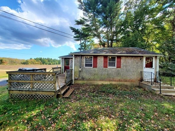 16-16R Indian Street, Carver MA 02330