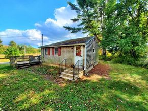 16-16R Indian Street, Carver MA 02330