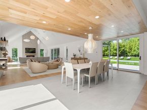 21 White Oak Rd, Newton MA 02468