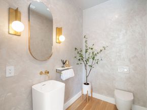 21 White Oak Rd, Newton MA 02468
