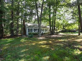 85 Fox Hill Dr, Bridgewater MA 02324