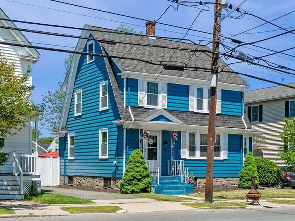 153 Lynn St, Peabody MA 01960