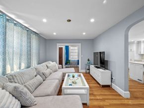 153 Lynn St, Peabody MA 01960
