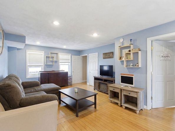 17 West Street, Brockton MA 02301