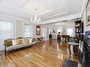 204 Village St, Medway MA 02053