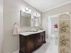 204 Village St, Medway MA 02053