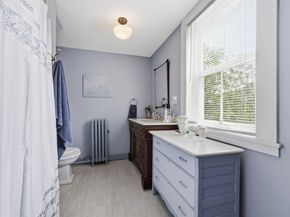 204 Village St, Medway MA 02053