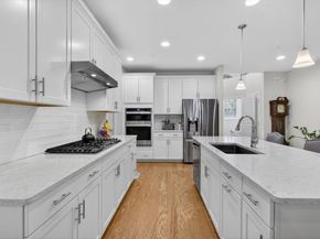 87 Shannon Way 86, Upton MA 01568