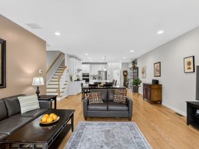 87 Shannon Way 86, Upton MA 01568