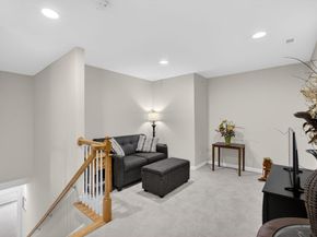 87 Shannon Way 86, Upton MA 01568