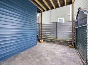 14 Harbor View St 1, Boston MA 02125
