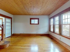 86 Saint Nicholas Ave, Worcester MA 01606