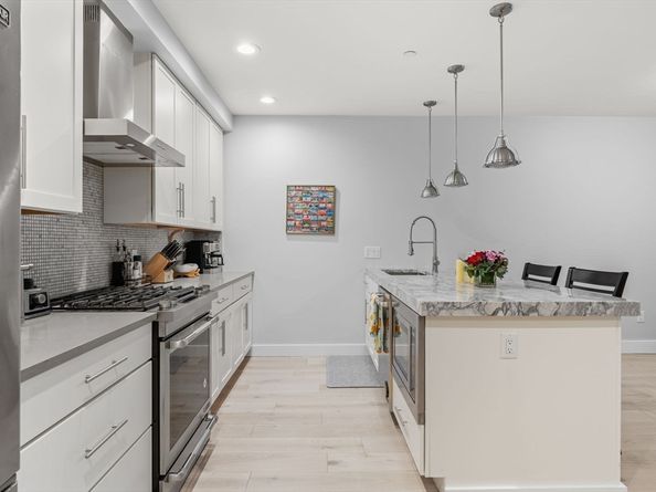 150 W Broadway 203, Boston MA 02127
