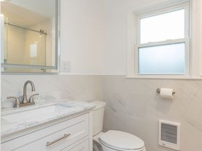10 Parker Ave, Newton MA 02459